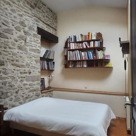 Bed and Breakfast La Ferme Du Planeau à Montchenu Extérieur photo